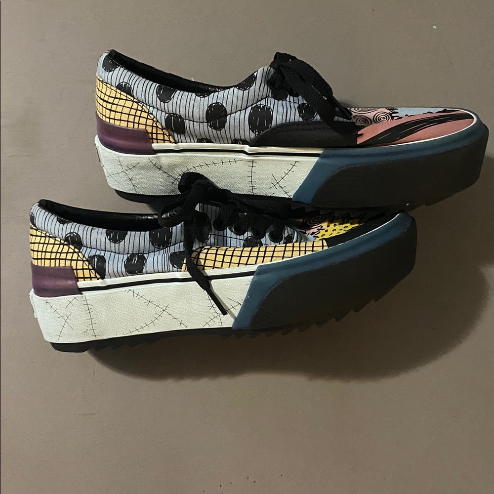 Vans “Nightmare Before Christmas“ platform Skate Sneakers-sz 8 - Picture 5 of 9